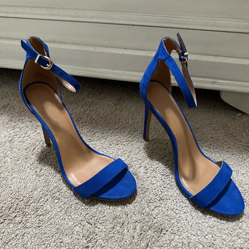 Elegant Blue Stiletto Heels